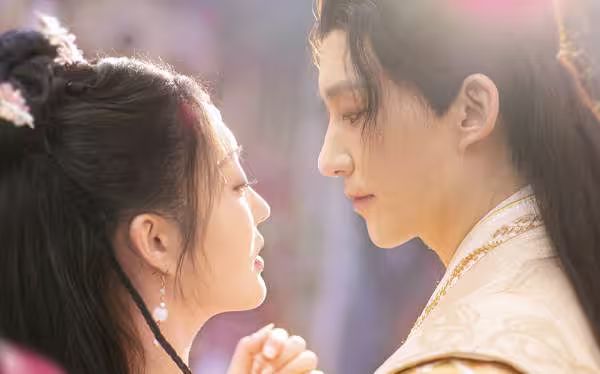 医见钟情，奈何陛下偏要宠我第72集