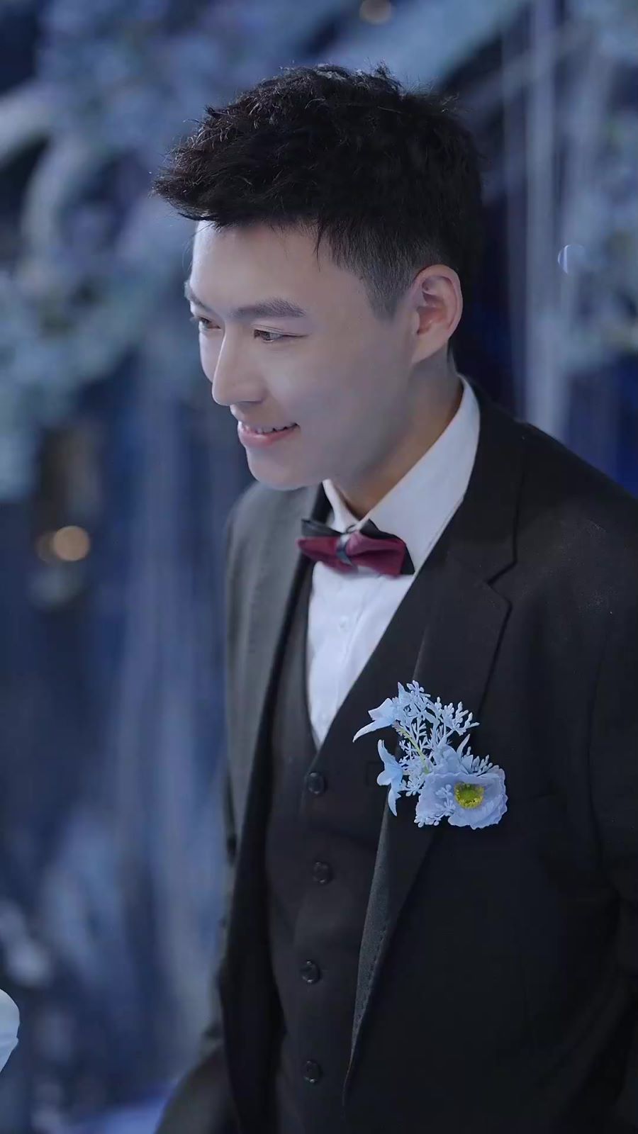 婚礼当天我换了新郎第01集