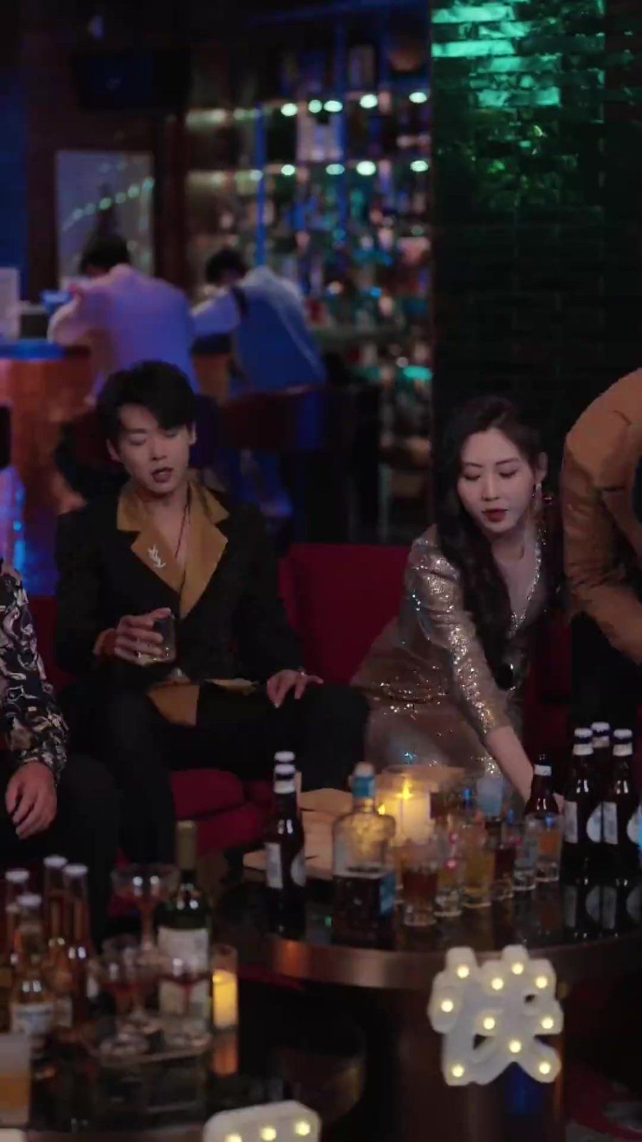 偷偷翘嘴，暗恋哥他爽到了第61-86集完结(大结局)